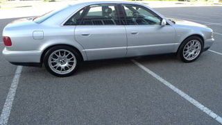 Illustration for article titled For $9,900, How About This 2001 Audi S8 Six Speed?